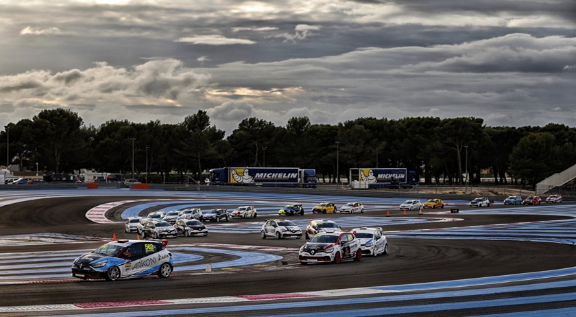 The Clio Cup joins the French Grand Prix!
