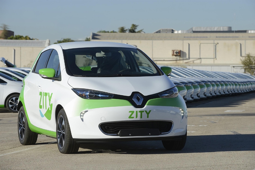 500 Renault ZOE on streets of Madrid with ZITY car sharing scheme