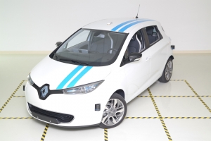 Le Groupe Renault dévoile un système autonome d’évitement aussi efficace que des pilotes professionnels