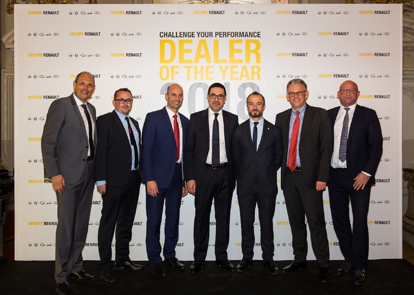Renault zeichnet die «Dealer of the Year» aus: Garage Galliker AG und RRG Suisse SA (Zürich) zählen zu den weltweit besten Renault-Händlern