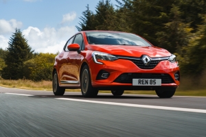 Renault introduces  &#039;Three Months on us&#039; offer across selected new models