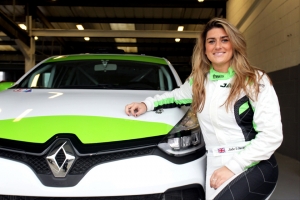 Like father, like grandfather… Jade Edwards joins Ciceley Motorsport for 2017 Renault UK Clio Cup