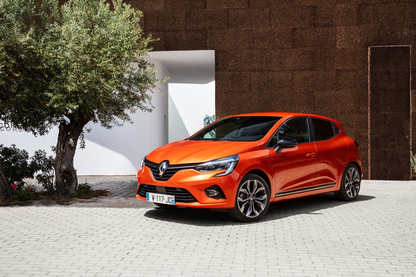 At the wheel of the All-new Renault Clio: renewed comfort and enjoyment