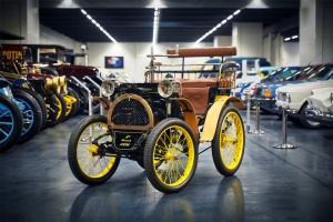 For 120 years Renault has been committed to making its customers’ lives easier every day