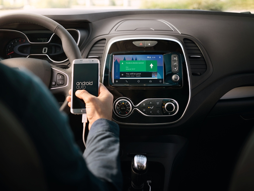 Entspannter Renault fahren mit Android Auto und Apple CarPlay