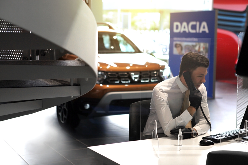 Dacia introduces &#039;SELECT AND COLLECT&#039; Handover Service