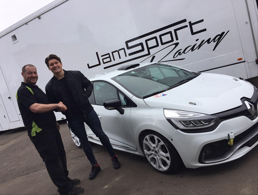 Cambridge&#039;s Lucas Orrock signs with JamSport for switch to Renault UK Clio Cup in 2017
