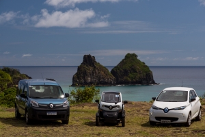 Renault entrega os primeiros carros 100% elétricos para a Administração de Fernando de Noronha